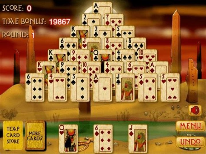 Pyramid Solitaire Mummy's Curse - Play Online