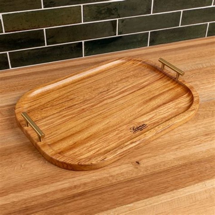 White Oak Serving Tray
– Laurel Mercantile